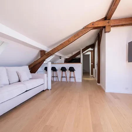 Eiffel Tower View With Ac