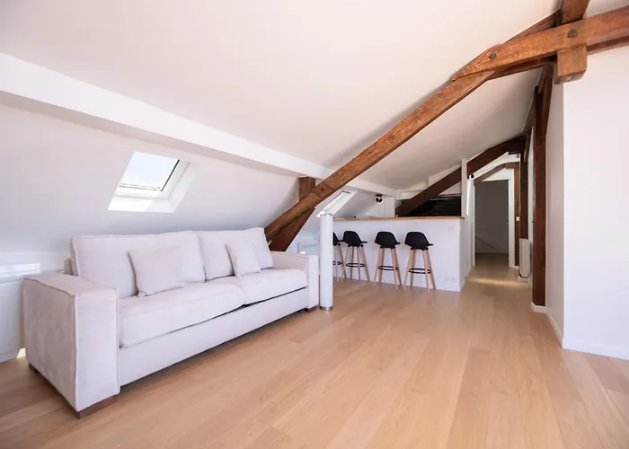 Eiffel Tower View With Ac Appartement