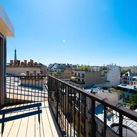 Apartament Eiffel Tower View With Ac