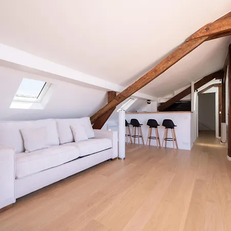 Eiffel Tower View With Ac Lägenhet